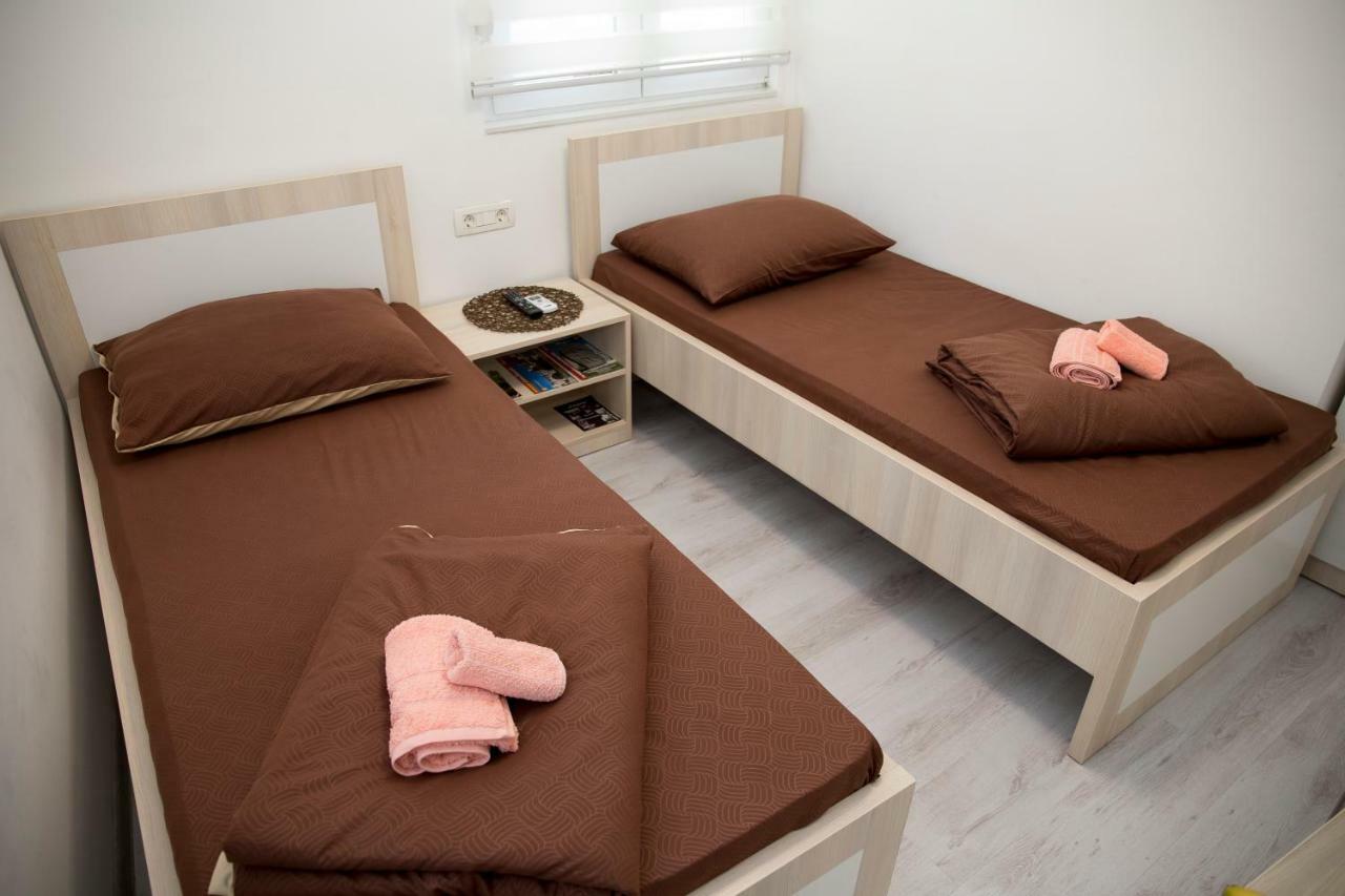 Appartement Tiryaki à Mostar Extérieur photo